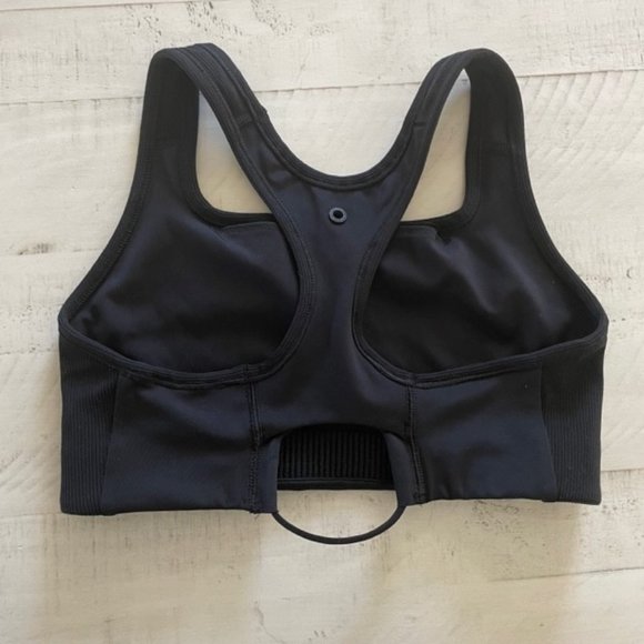 NIKE Women's Swoosh Air Bra - Picture 4 of 5